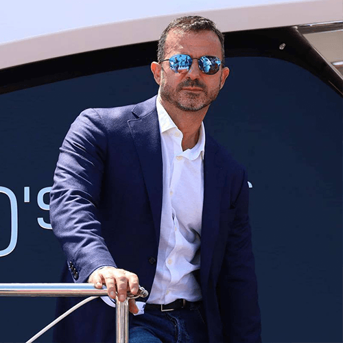 sections.speakers.speakers.petko.name